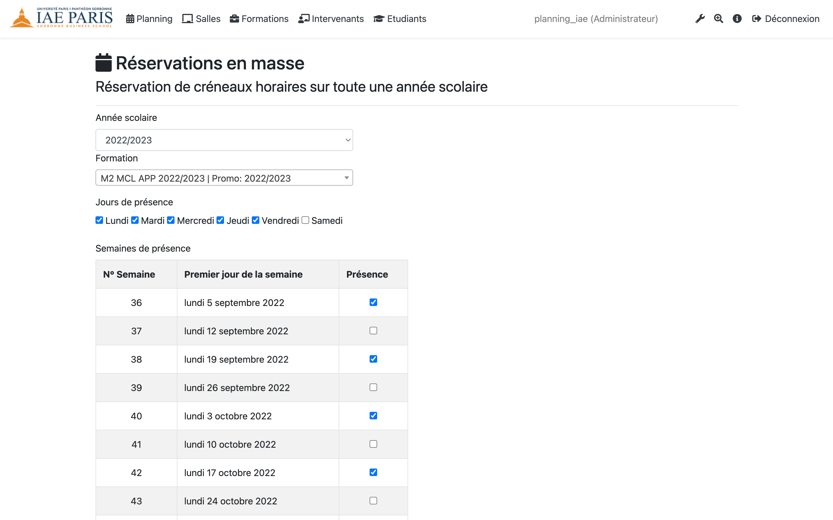 Réservation de créneaux horaires pour une saison